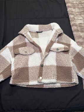 SHEIN Cream & Brown Teddy Plaid Jacket